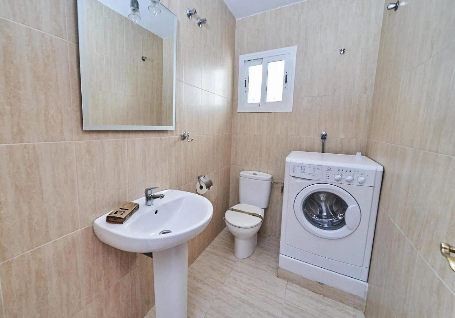נרחה Villa Pura - Private Jacuzzi & Heated Pool בית נופש
