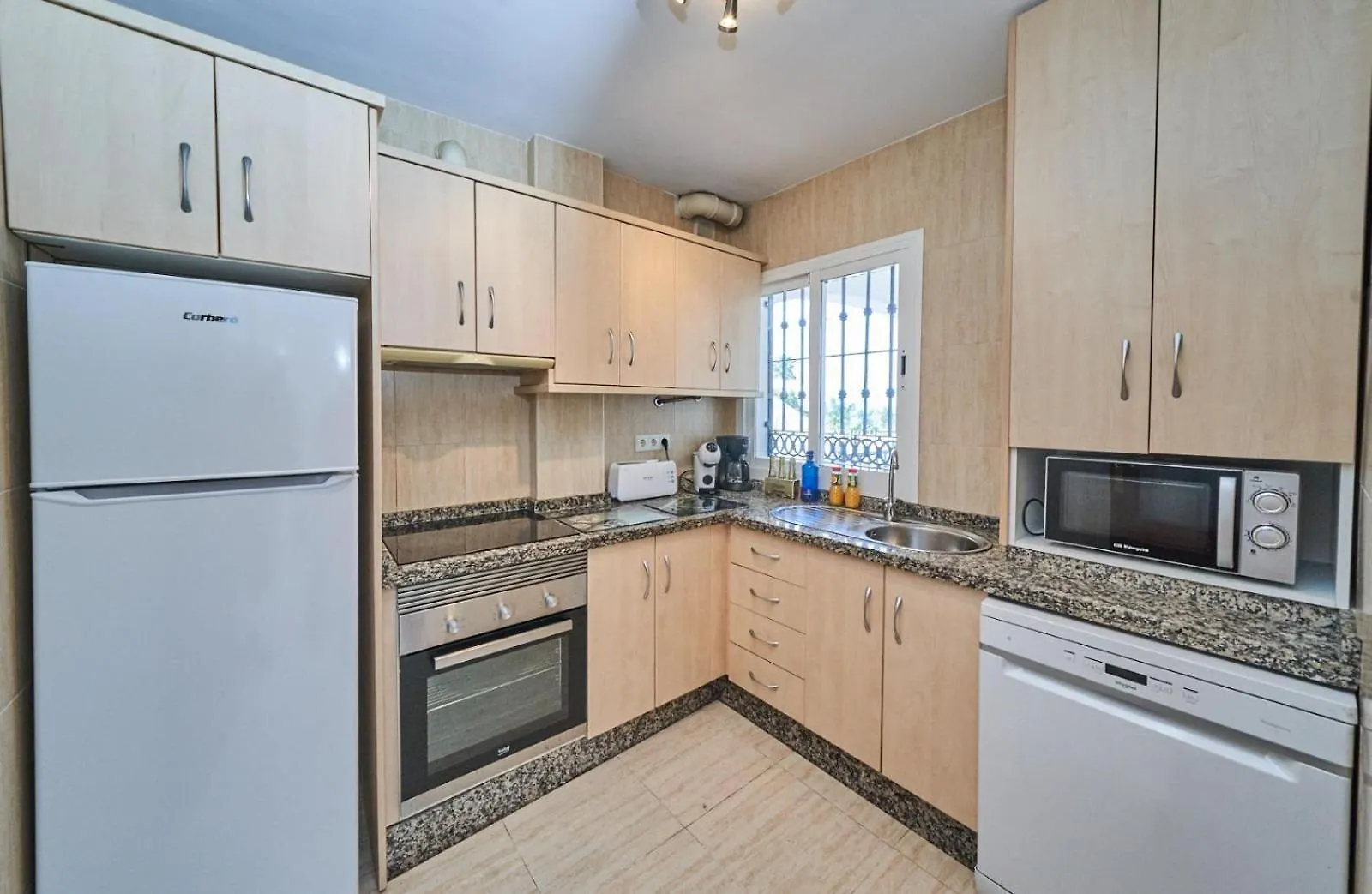 נרחה Villa Pura - Private Jacuzzi & Heated Pool 0*,