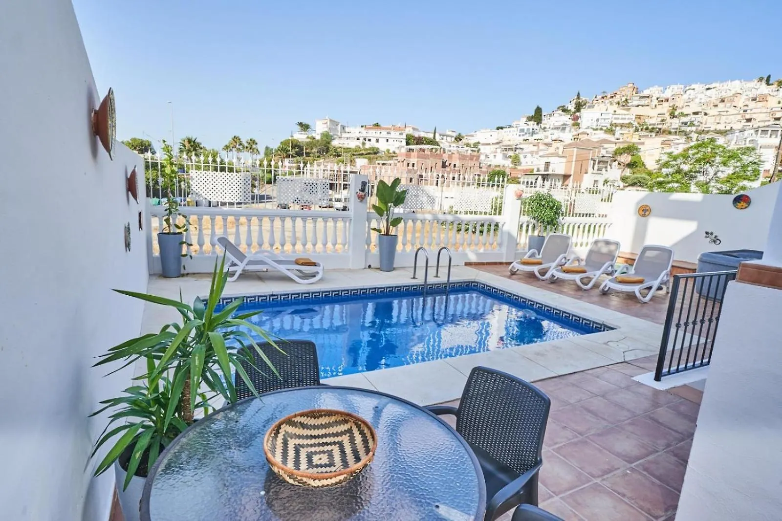 בית נופש נרחה Villa Pura - Private Jacuzzi & Heated Pool
